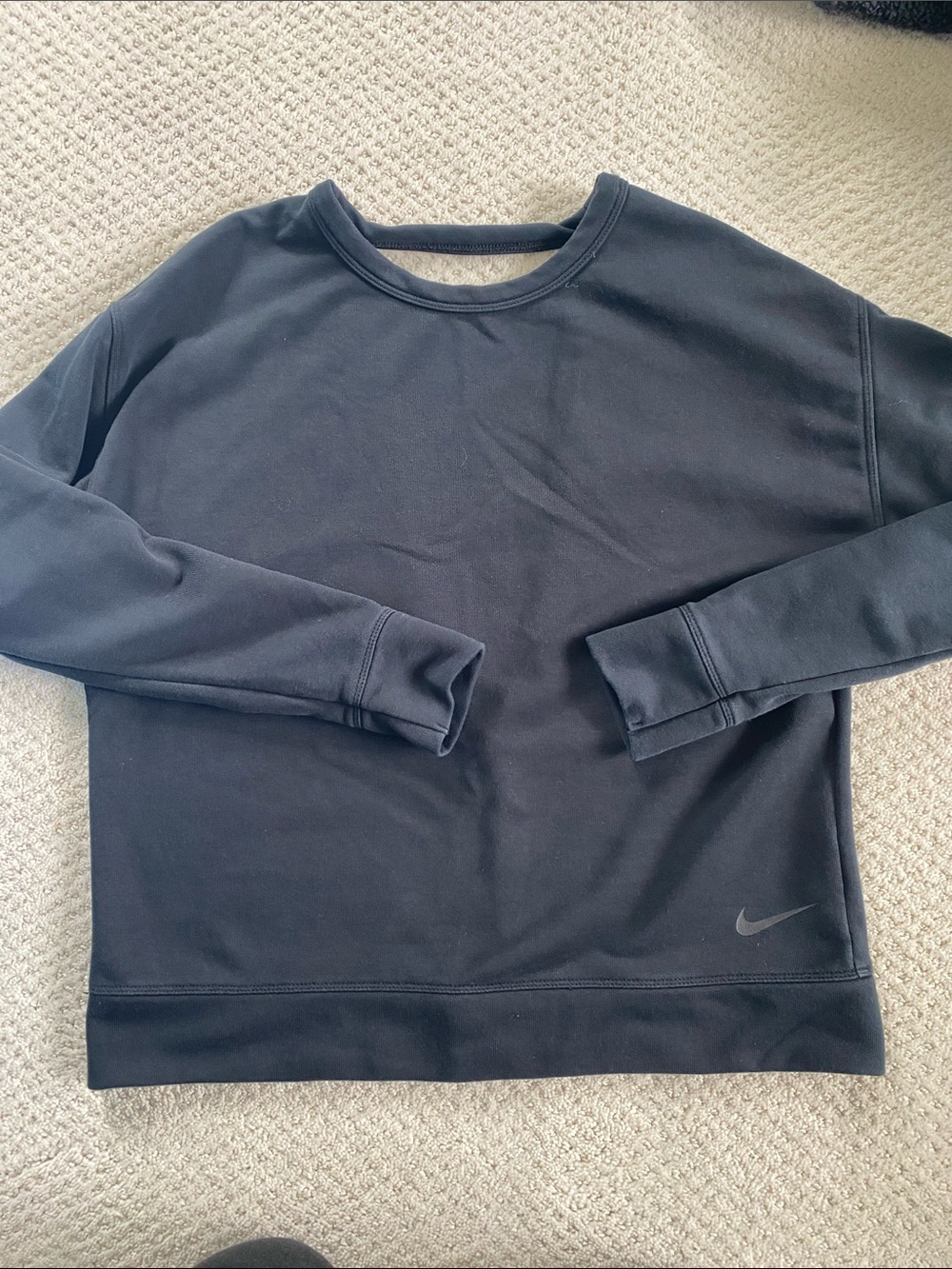 Nike Women’s DriFit V Back black sweatshirt, S